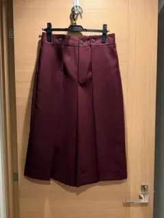 ZARA バーガンディ プリーツロング丈バミューダパンツ Sサイズ