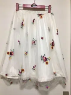 花柄スカート チュールスカート 刺繍 セシルマクビー dazzlin
