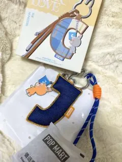 【POPMART】ラブブPIN FOR LOVEイニシャル チャーム 『 J 』