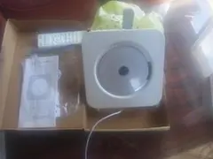 壁掛け、卓上　音楽CDプレイヤー