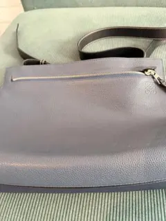 [週末限定値下げ]LOEWE ショルダーバッグ レザー ブルー