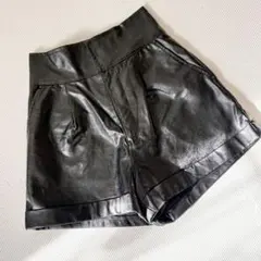 GRL グレイル フェイクレザー ショートパンツ ブラック 黒 M