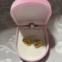 ゴールド ハート型 イヤリング ケース付き