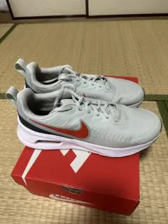 NIKE スニーカー グレー レッド