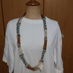 ビーズ ストライプ模様 ロングネックレス