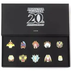 【未開封】　カプコンカフェ限定　モンスターハンター20周年記念ピンバッジCセット
