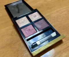 トムフォード アイカラークォード 04 ハネムーン 人気色 美品