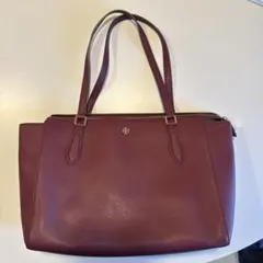 トリーバーチ ショルダーバッグ ペリー 2way 斜め掛け ボルドー　紅色