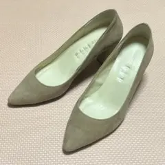 スエードパンプス