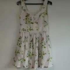 ダズリン 花柄ワンピース