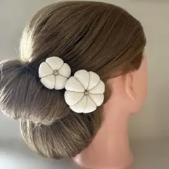 ちりめん髪飾り　ちりめん細工　つまみ細工　花髪飾り　梅の花　菊の花