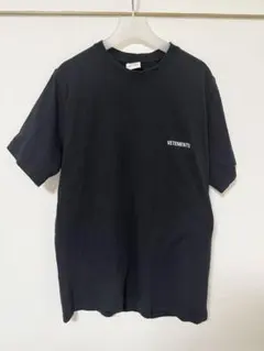 VETEMENTS ユニセックス ロングスリーブTシャツ AH2020TRXX - メルカリ