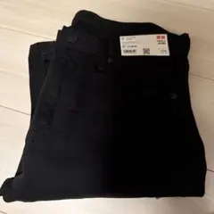 UNIQLO ブラック スリムフィットジーンズ