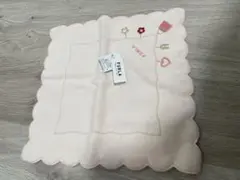 FURLA ピンクタオルハンカチ