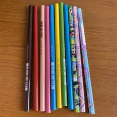 鉛筆、色鉛筆セット