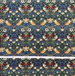 ☆MODA☆モーリス　いちご泥棒　シーチング生地　紺地110cm巾×50cm