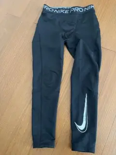 Nike ブラック インナータイツ 140/80