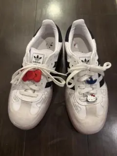 Adidas✖️Hello Kittyコラボ のスニーカー