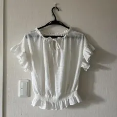 ローリーズファーム／白　シアートップス