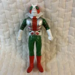 i*3様 仮面ライダー　V3フィギュア　　約17センチ