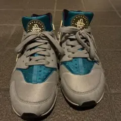 NIKE AIR HUARACHE スニーカー