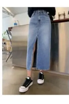 スリットデニムスカート Light Wash