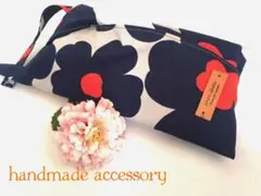 エコティッシュカバー｜吊り下げタイプ｜北欧柄　ビッグフラワー　ネイビー