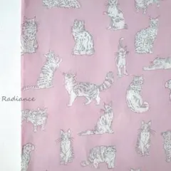 リバティ151.ミャオウ ねこ タナローン カットクロス はぎれ布 生地 ピンク