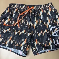EA7 Emporio Armani ショートパンツ 水陸両用のサムネイル