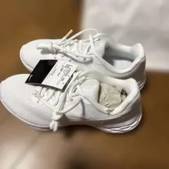 NIKE ウィメンズ レボリューション 6 NN ホワイトのサムネイル