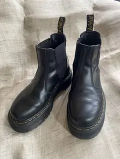 Dr. Martens サイドゴアブーツ 厚底