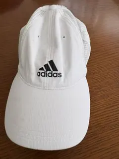 Adidas キャップ　白