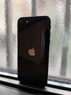 Apple iPhone SE (第2世代) ブラック 本体