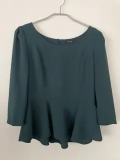 デュラスアンビエント　ダークグリーン 五分袖 トップス　ペプラム