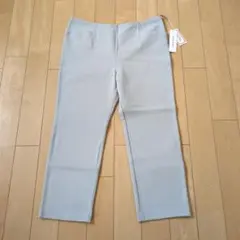 有木　新品　４Ｌ カジュアルパンツ ライトグレーのサムネイル