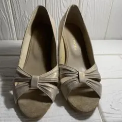 36サイズ　オリエンタルトラフィック　ベージュ リボン付き オープントゥパンプス