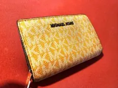 MICHAEL KORS オレンジ　二つ折り財布