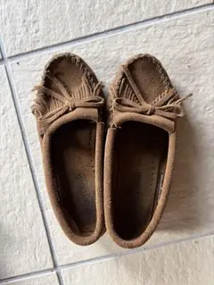Minnetonka ブラウン モカシンのサムネイル