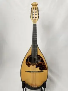 Item thumbnail for item 6b4c65ee-ccbe-43f7-92f8-c43a27e17196