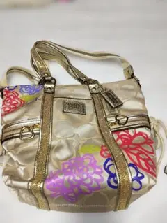 COACH ゴールド 花柄ショルダーバッグ