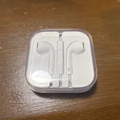 Apple純正イヤホン　EarPods（3.5 mmヘッドフォンプラグ）