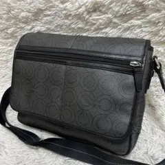 coach コーチ　メッセンジャーバッグ　レザー　PVC 総柄　斜め掛け可のサムネイル