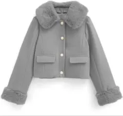 ビジューボタンファーショート丈コート