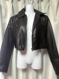 ZARA xs ブラックレザークロップドジャケット