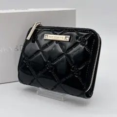 未使用♡Pinky&Dianne 折り財布 エナメル 二つ折り　エンボス　コモン