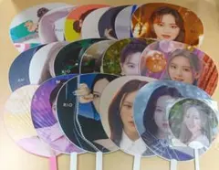 ❶ NiziU リオ うちわ 19枚 まとめ売り