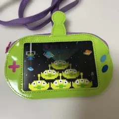 東京ディズニーリゾート エイリアンパスケース