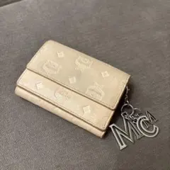 MCM 三つ折財布 ピンク ロゴ モノグラム コンパクト ミニ 金具のサムネイル