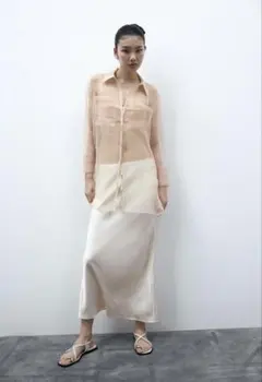 ZARAザラ　サテンミディ丈スカート　S〜M エクリュ