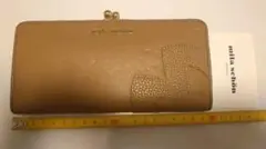 ミラ・ショーン　がま口長財布　ベージュ色　※内側はほぼ新品に近い